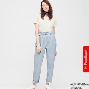 Women Belted Pleated Jeans